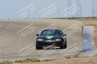 media/Apr-30-2022-CalClub SCCA (Sat) [[98b58ad398]]/Group 2/Race (Grapevine)/